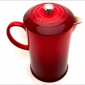 Le Creuset Stoneware Large French Press Coffee Maker 34 oz  / 1 L Cerise